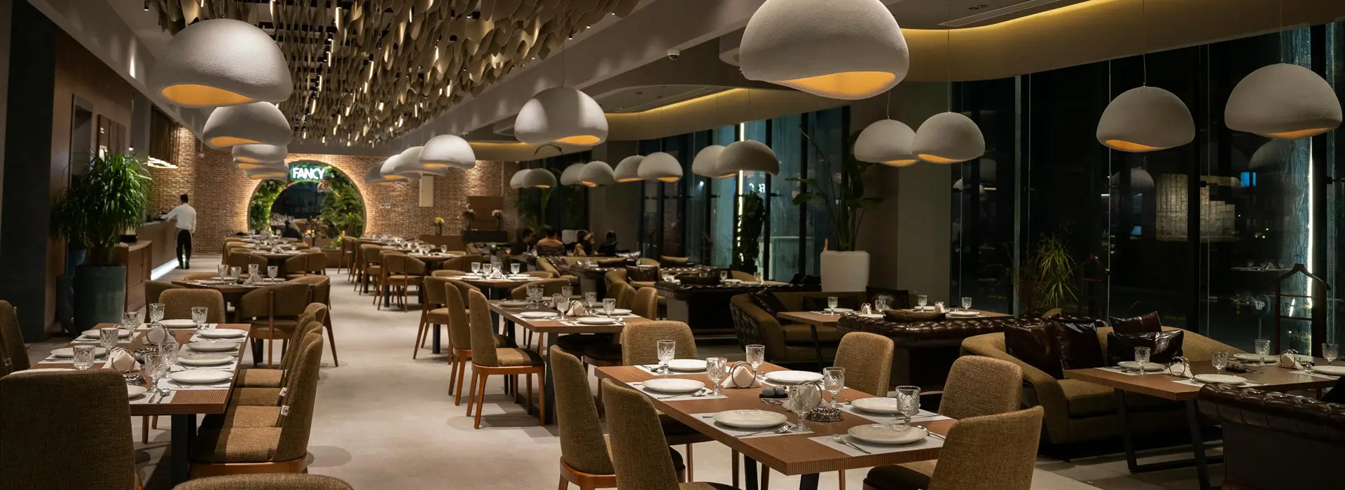 Family Restaurant with Seasonal Menu